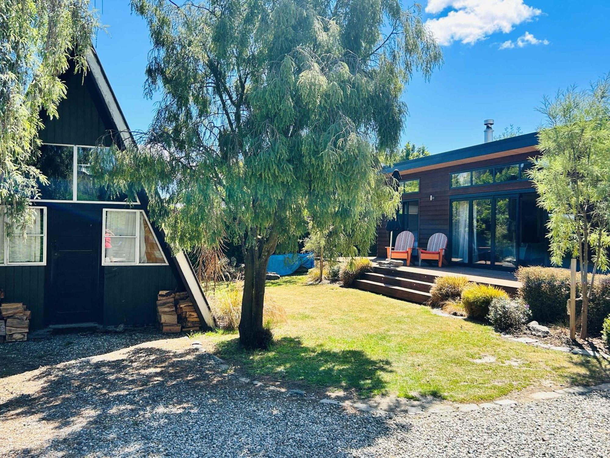 וואנאקה Modern Kowhai Cottage מראה חיצוני תמונה